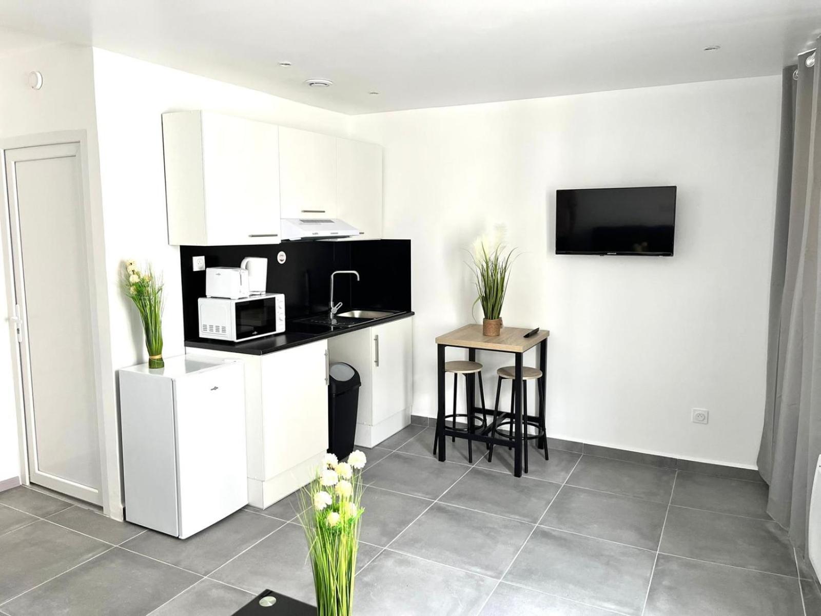 2 Studio Cosy Wifi A Meulan Exterior foto
