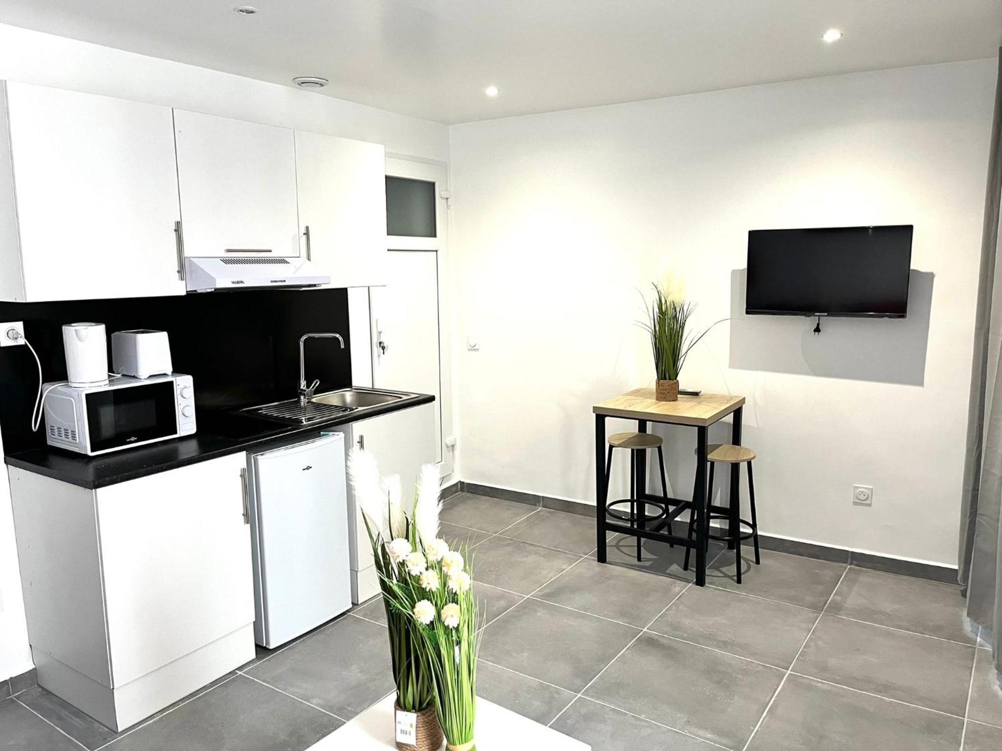 2 Studio Cosy Wifi A Meulan Exterior foto